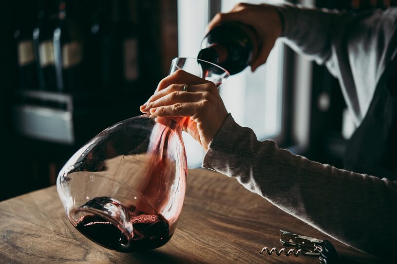 How to Remove Sediment in Wine